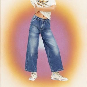 Lee High Rise Cropped Wide Leg Jeans